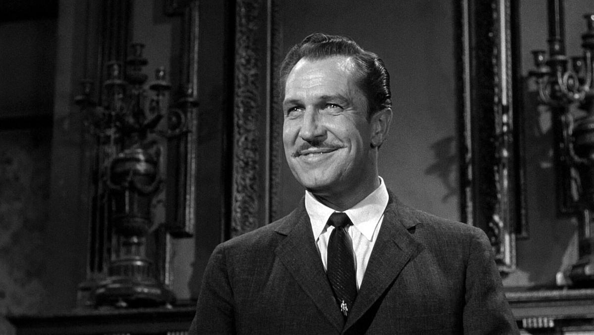 Vincent Price smiles: Vincent Price, as millionaire Frederick Loren, smiles in House on Haunted Hill.; Vincent Price; haunted houses; happiness