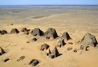 Pyramids at Meroë: Pyramids at Meroë on Splendors of the Past: Lost Cities of the Ancient World