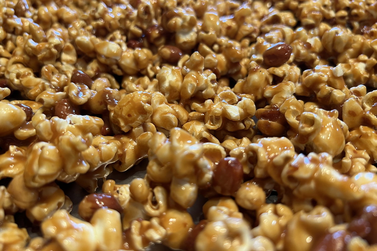 Boiled cider caramel corn