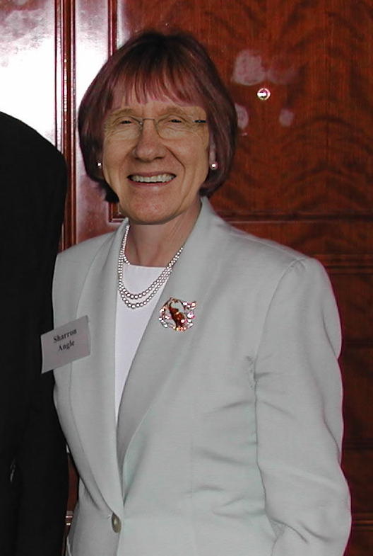 Harry Reid dresses as Sharron Angle