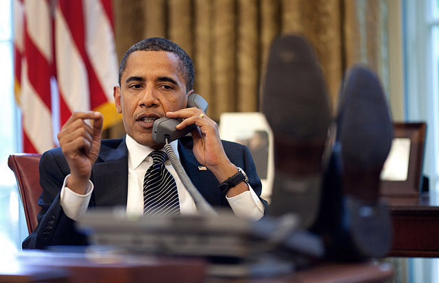 Barack Obama on phone: “President Barack Obama talks with Israeli Prime Minister Benjamin Netanyahu during a phone call from the Oval Office, Monday, June 8, 2009. Official White House Photo by Pete Souza.”; White House; Barack Obama