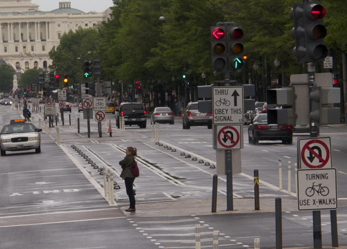 Lights of Washington, DC: Traffic lights toward the White House in Washington, DC.; Washington, DC; traffic laws; red light cameras