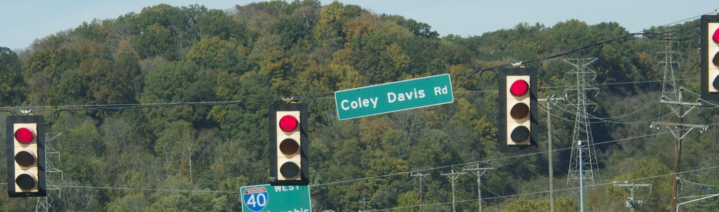 Coley Davis Road red lights: Traffic lights, red, on Coley Davis Road in Brentwood, Tennessee.; traffic laws; red light cameras; Tennessee