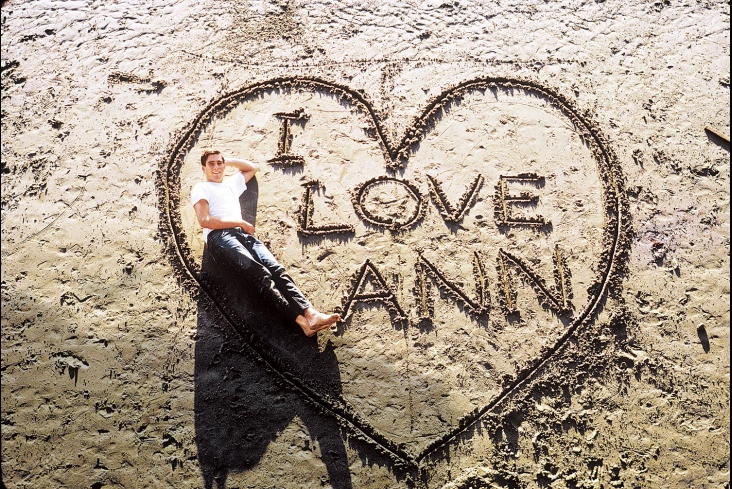 Mitt Romney: I Love Ann: In 1968 in France, Mitt Romney writes his love in the sand.; Mitt Romney