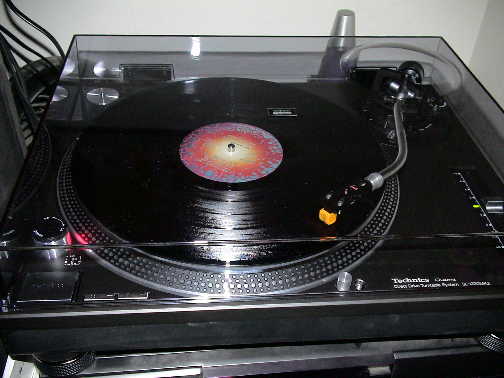 Escape on the turntable: Escape on the turntable on The Technics SL-1200MK2